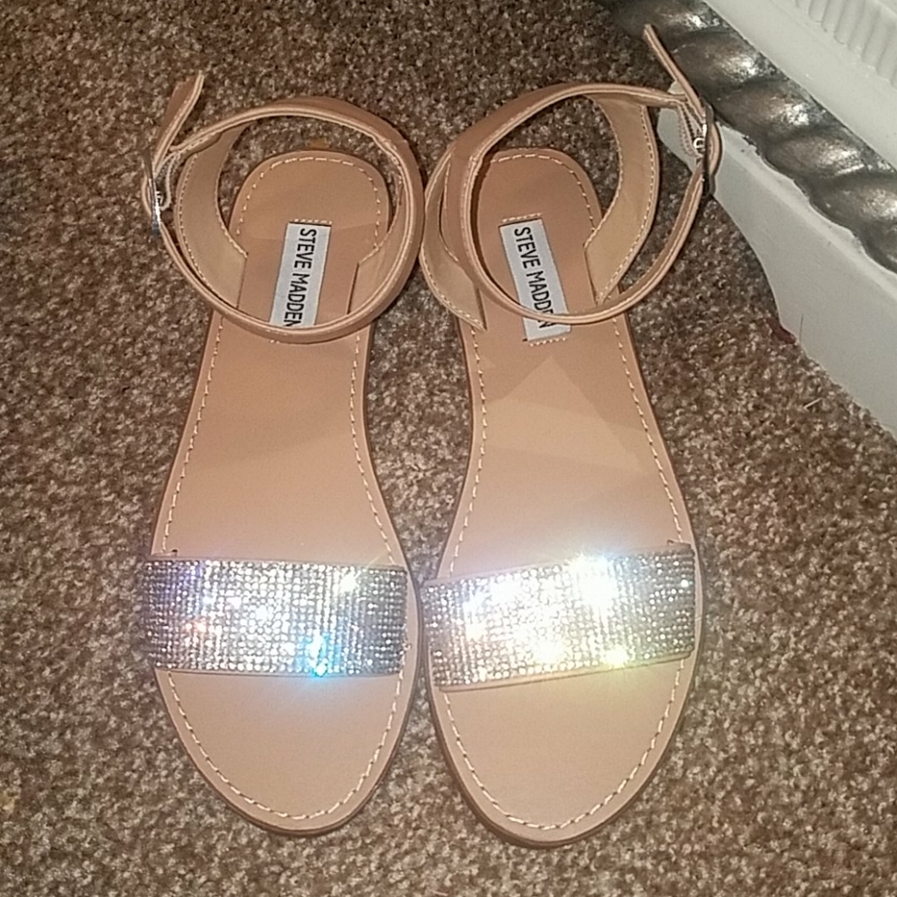 Steve madden rhinestones sandals